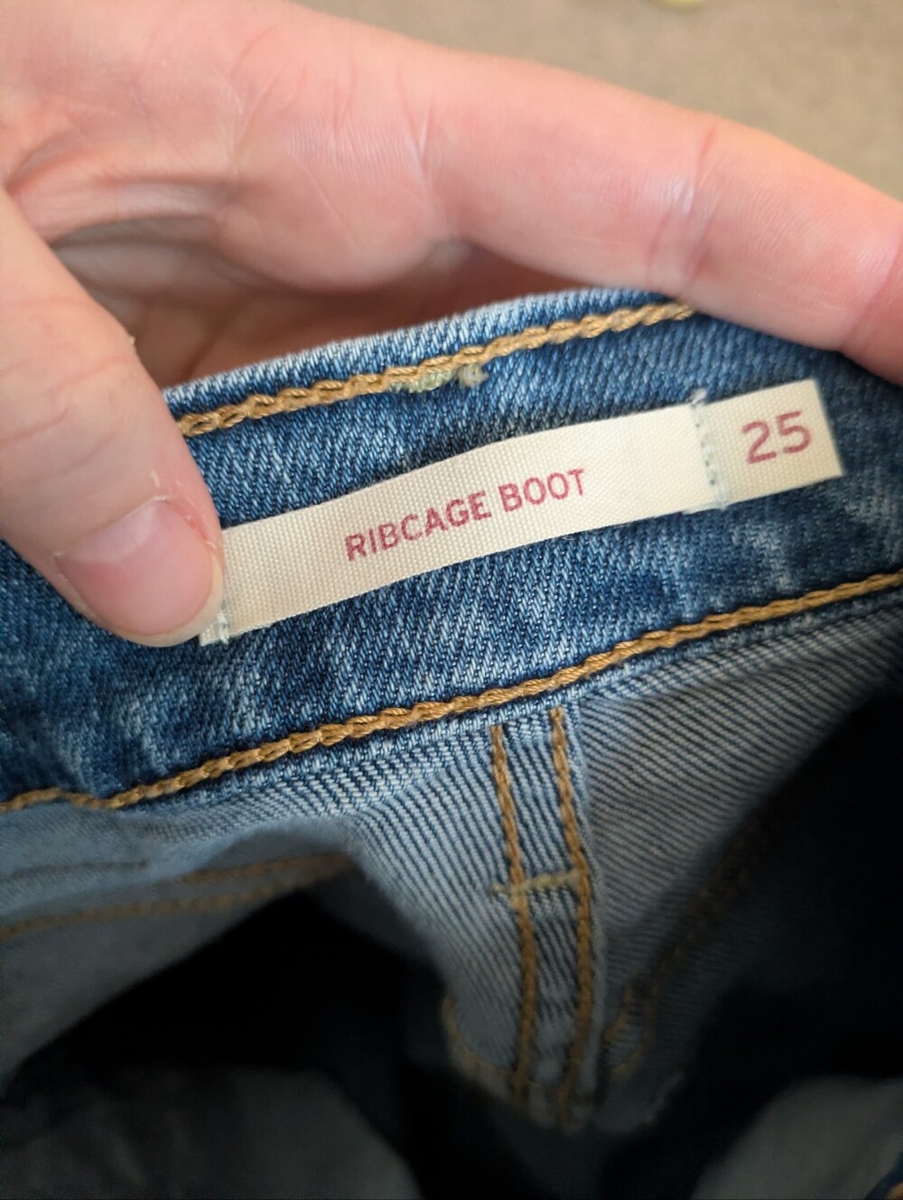 Levi's Ribcage Boot Jean - Picture 7 of 8